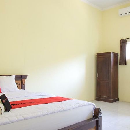 Reddoorz Syariah Near Balai Kota Probolinggo 2 Hotel Екстериор снимка