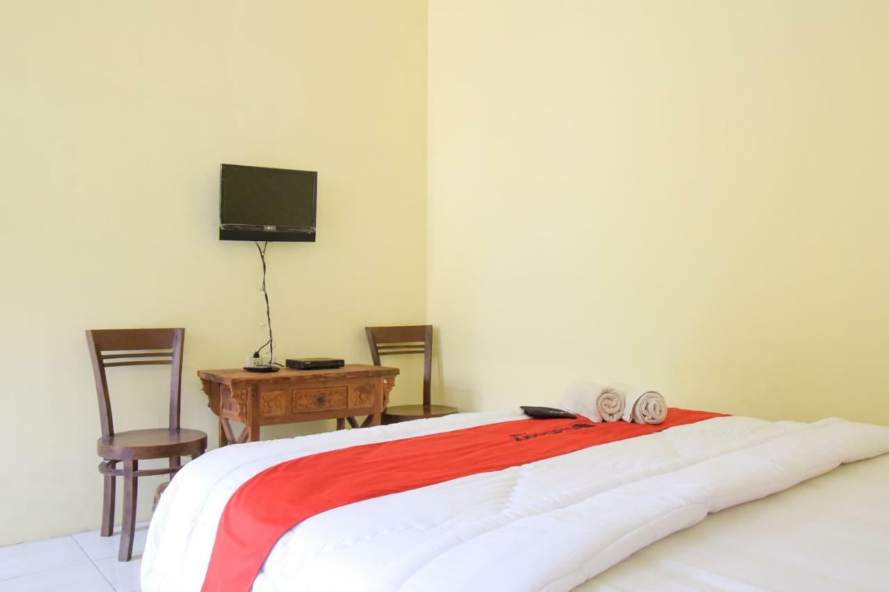 Reddoorz Syariah Near Balai Kota Probolinggo 2 Hotel Екстериор снимка